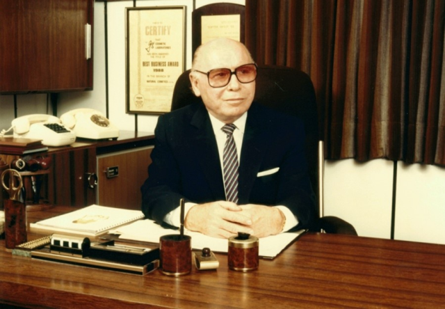 Landau Miklós Pubi (002)