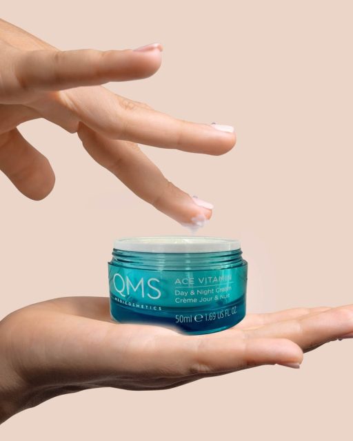 Qms Medicosmetics Social Media® 7