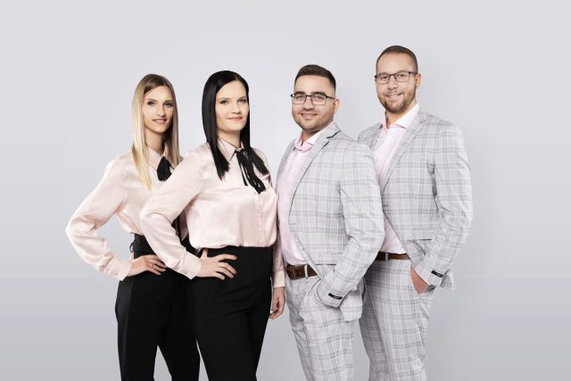 Lm Team 02 (002)