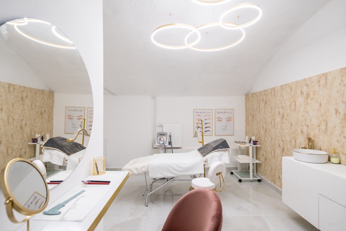 White Beauty Salon