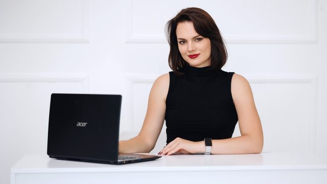 Iconise You Contact (2)