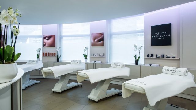 07estheparis Tri21 032321